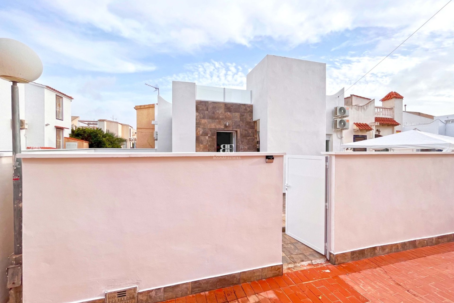 Herverkoop - Herenhuis -
Orihuela Costa - Playa Flamenca