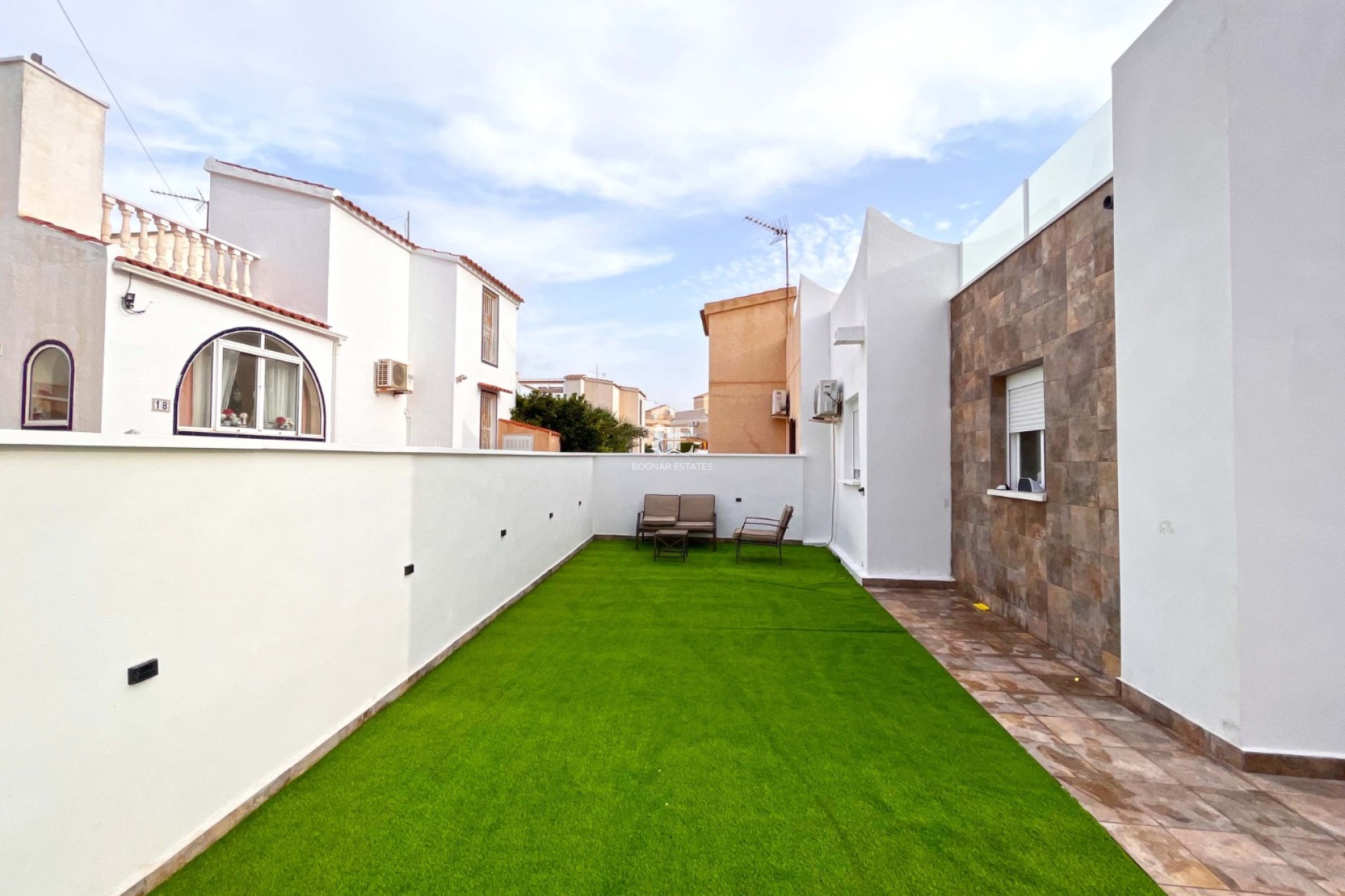 Herverkoop - Herenhuis -
Orihuela Costa - Playa Flamenca