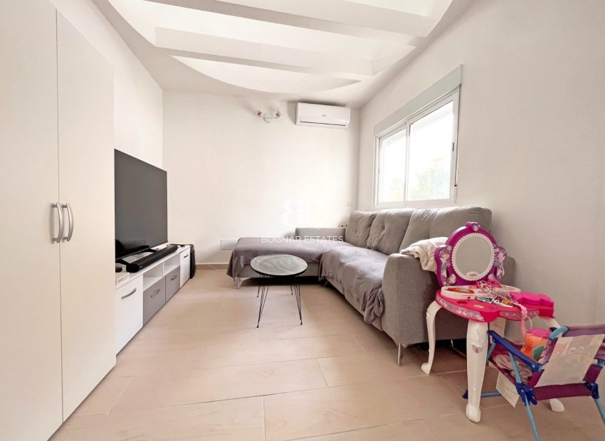 Herverkoop - Herenhuis -
Orihuela Costa - Playa Flamenca