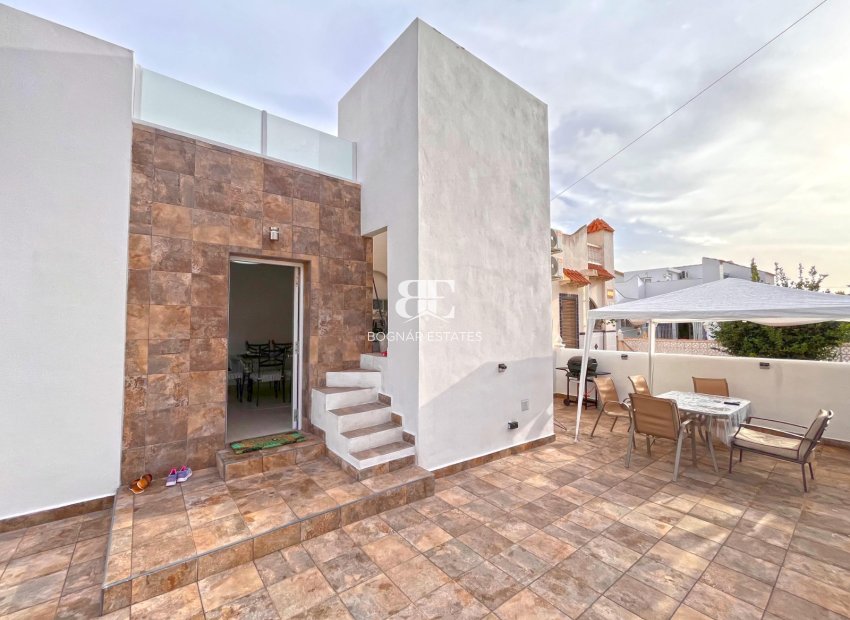 Herverkoop - Herenhuis -
Orihuela Costa - Playa Flamenca