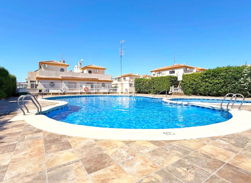 Herverkoop - Herenhuis -
Orihuela Costa - Playa Flamenca
