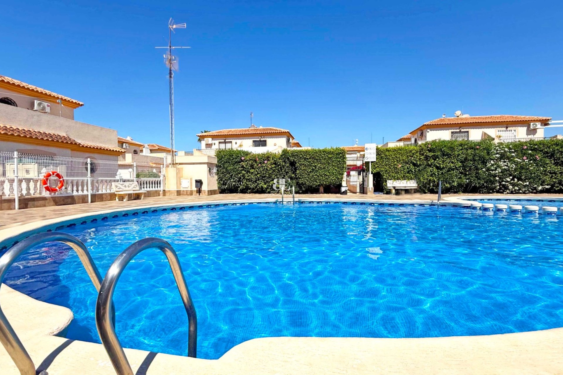 Herverkoop - Herenhuis -
Orihuela Costa - Playa Flamenca