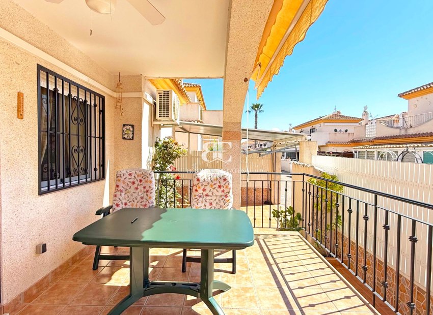 Herverkoop - Herenhuis -
Orihuela Costa - Playa Flamenca