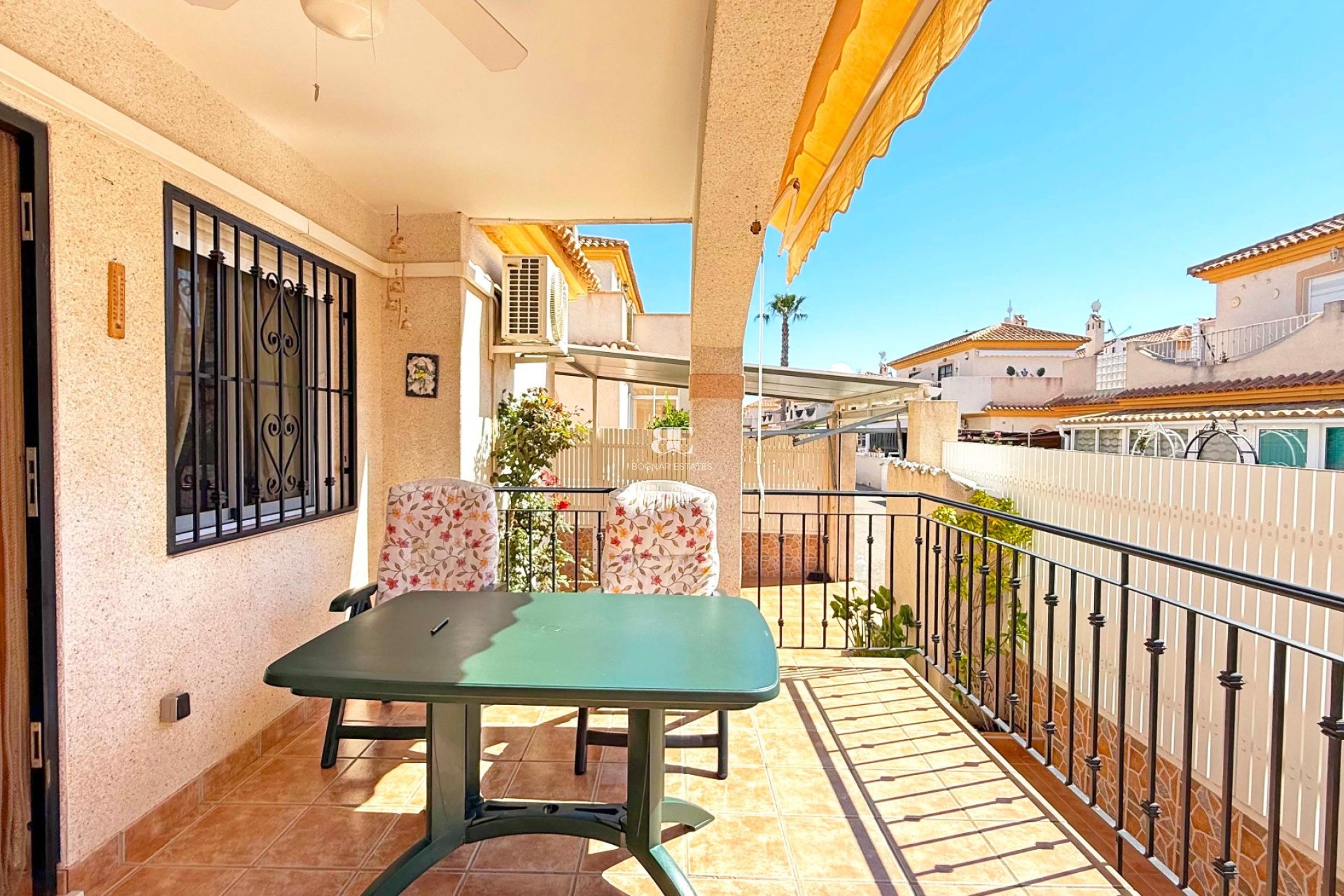 Herverkoop - Herenhuis -
Orihuela Costa - Playa Flamenca