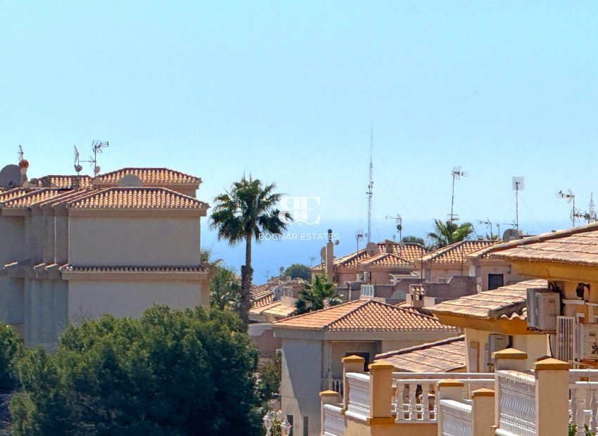 Herverkoop - Herenhuis -
Orihuela Costa - Playa Flamenca