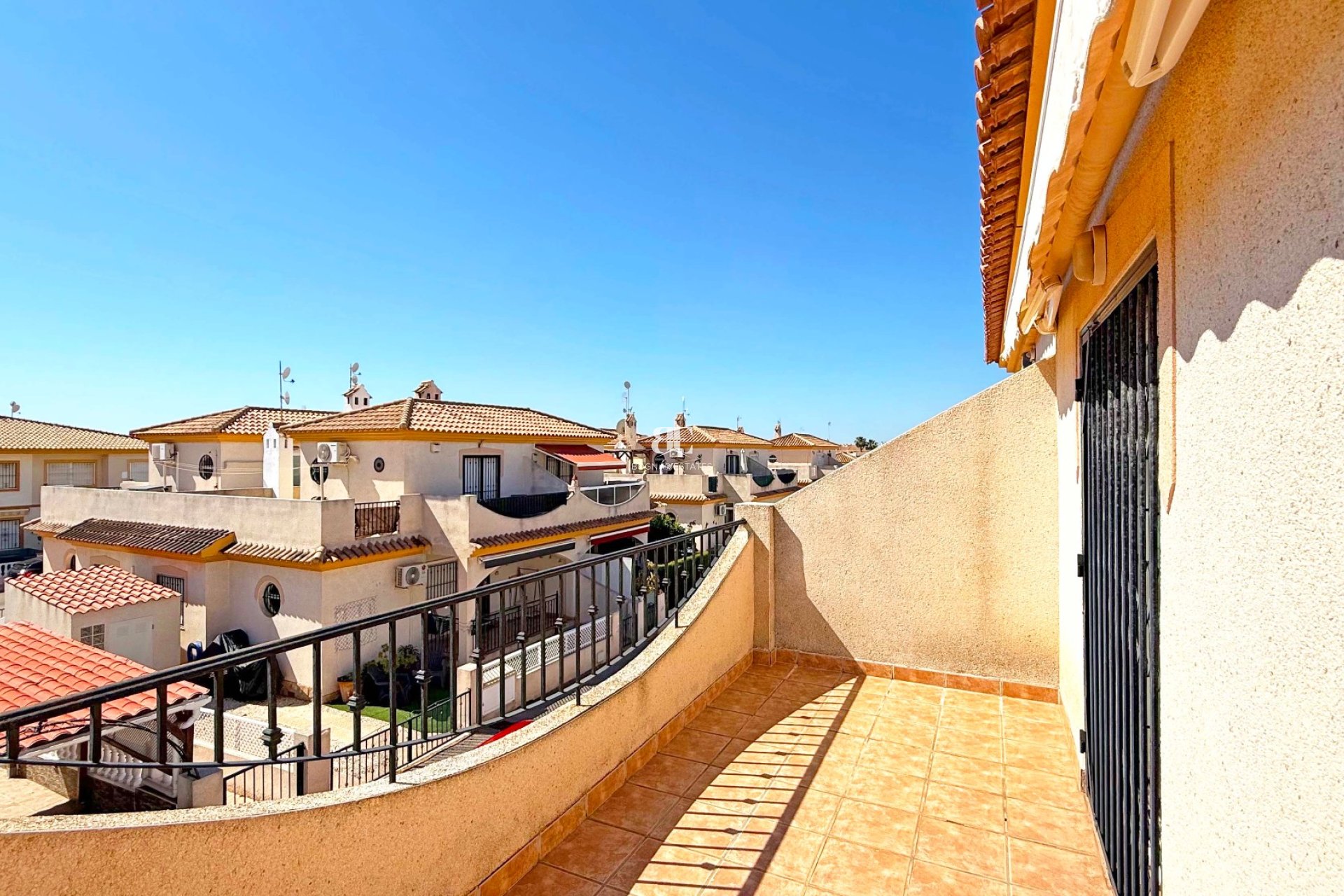 Herverkoop - Herenhuis -
Orihuela Costa - Playa Flamenca
