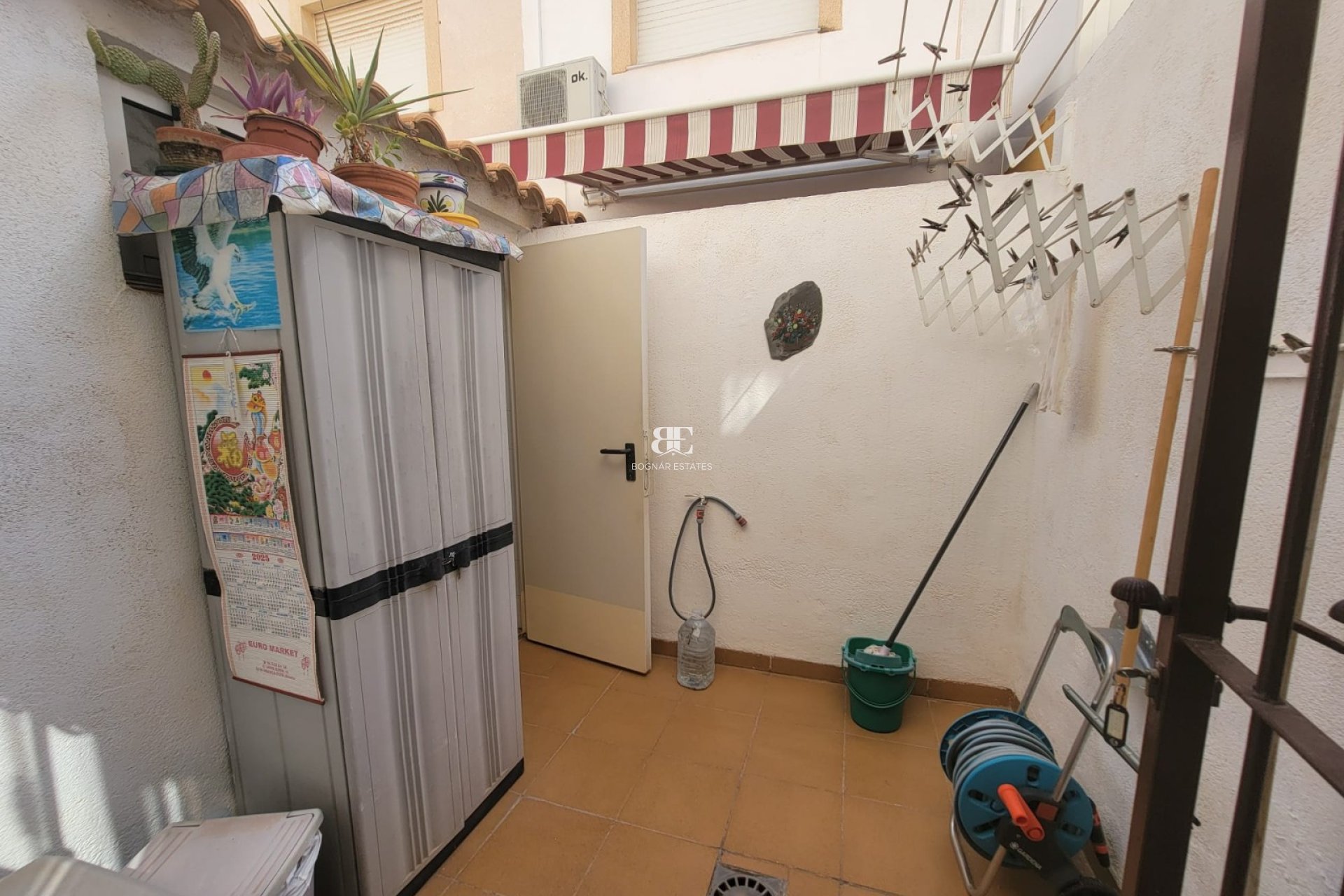 Herverkoop - Herenhuis -
Orihuela Costa - Playa Flamenca