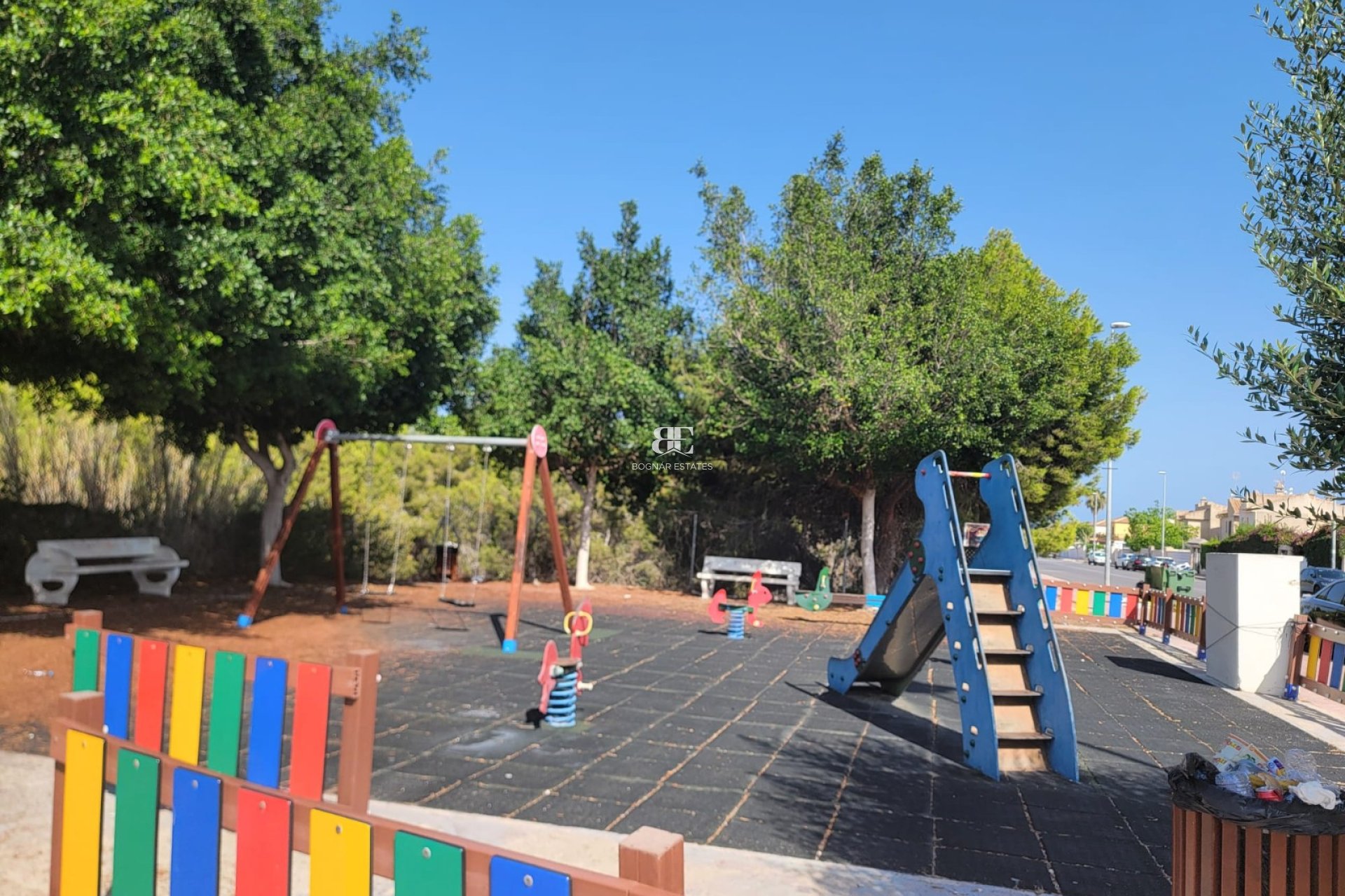 Herverkoop - Herenhuis -
Orihuela Costa - Playa Flamenca