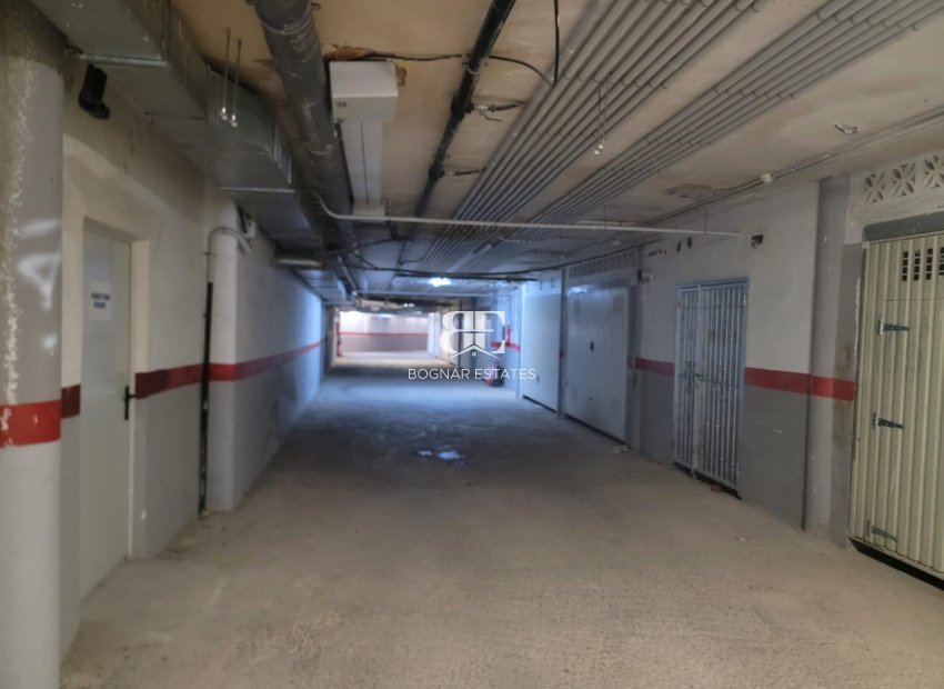 Herverkoop - Herenhuis -
Orihuela Costa - Playa Flamenca