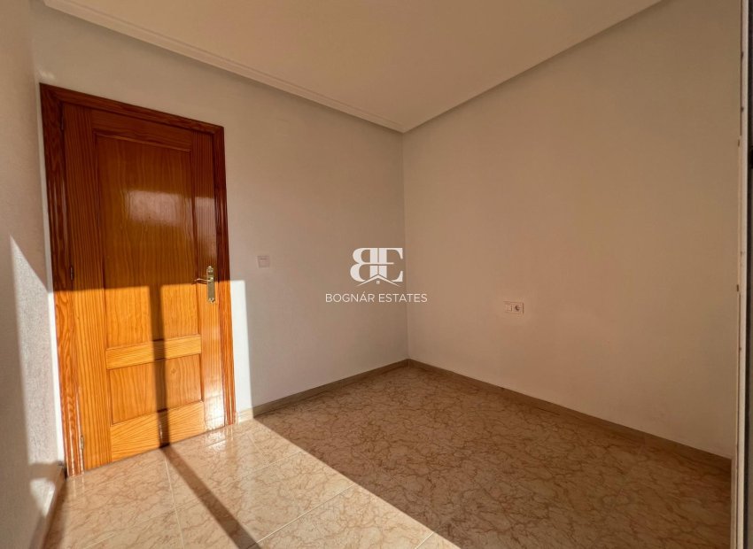 Herverkoop - Herenhuis -
Orihuela Costa - Punta Prima