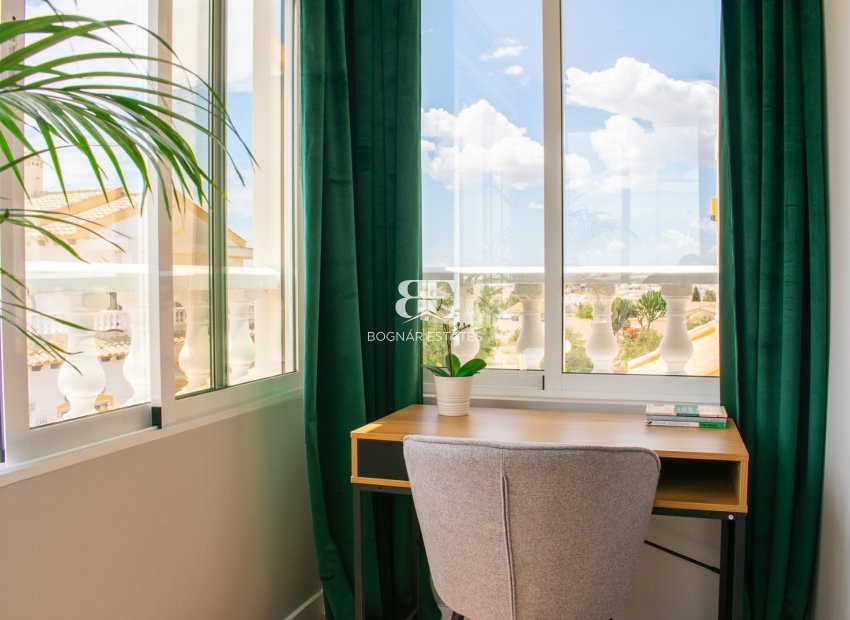 Herverkoop - Herenhuis -
Orihuela Costa - Punta Prima