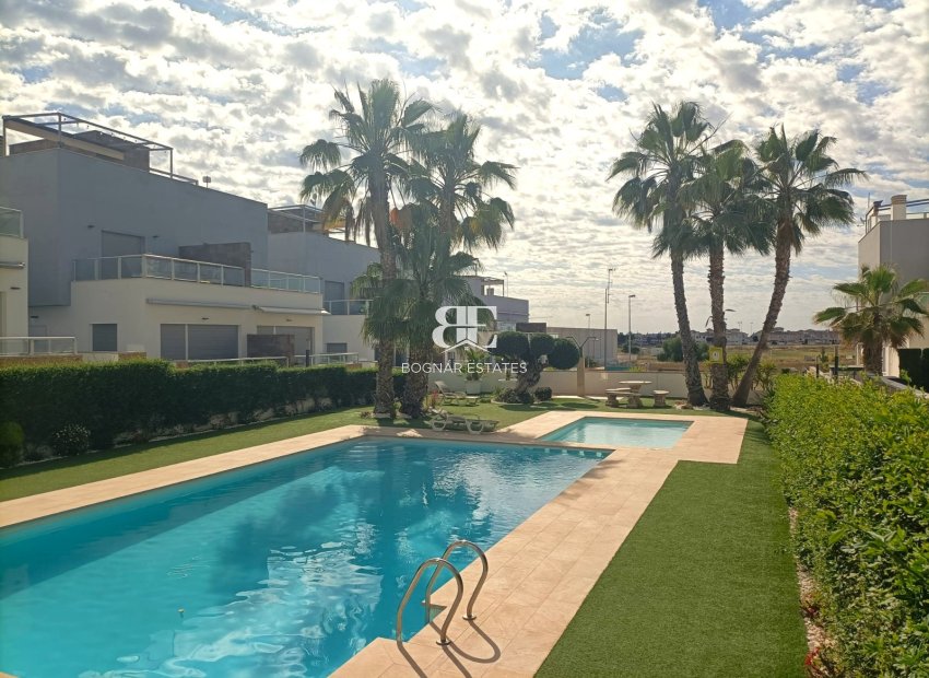 Herverkoop - Herenhuis -
Orihuela Costa - Punta Prima