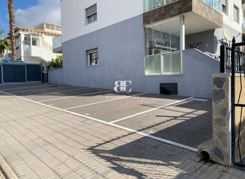 Herverkoop - Herenhuis -
Orihuela Costa - Punta Prima