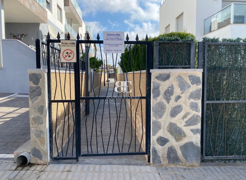 Herverkoop - Herenhuis -
Orihuela Costa - Punta Prima
