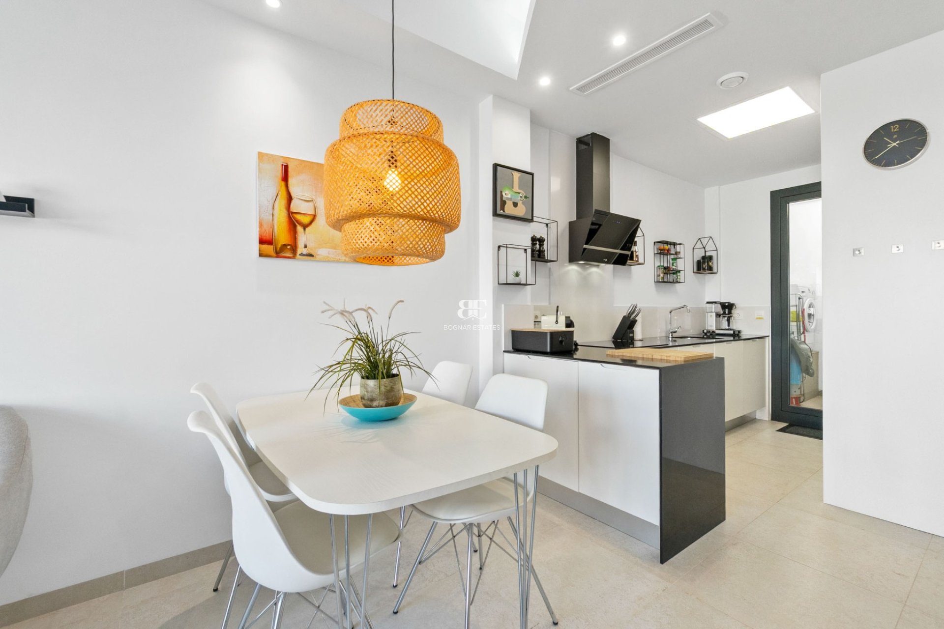 Herverkoop - Herenhuis -
Orihuela Costa - Villamartín