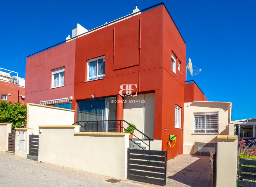 Herverkoop - Herenhuis -
Orihuela Costa - Villamartín