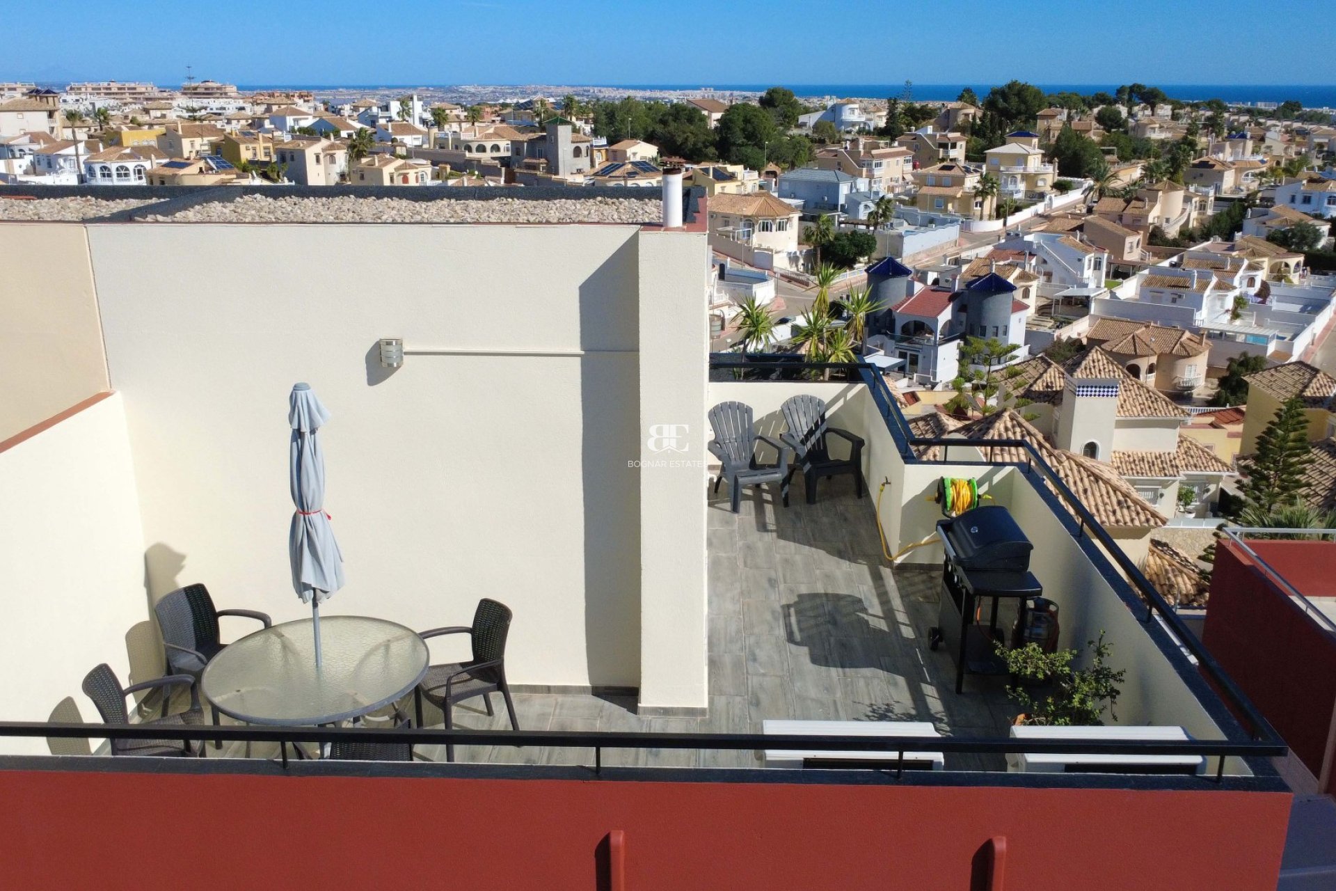 Herverkoop - Herenhuis -
Orihuela Costa - Villamartín