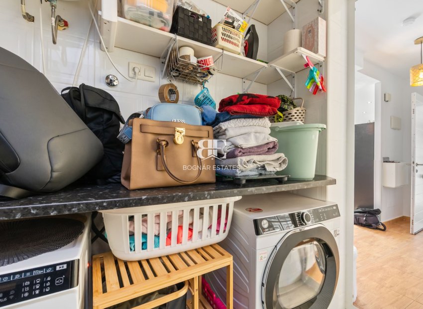 Herverkoop - Herenhuis -
Orihuela Costa - Villamartín