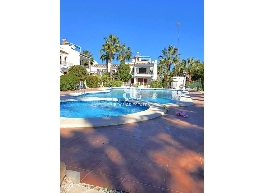 Herverkoop - Herenhuis -
Orihuela Costa - Villamartín