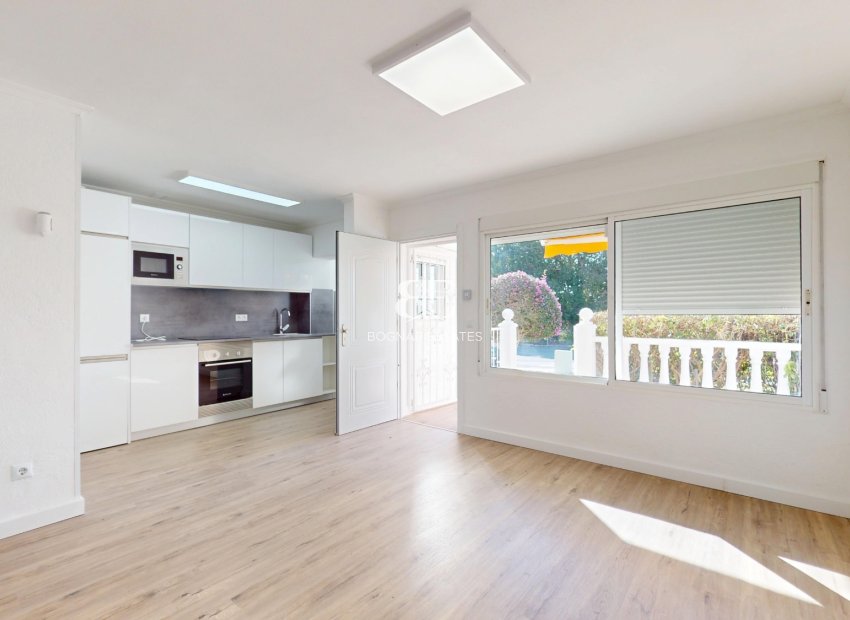 Herverkoop - Herenhuis -
Orihuela Costa - Villamartín