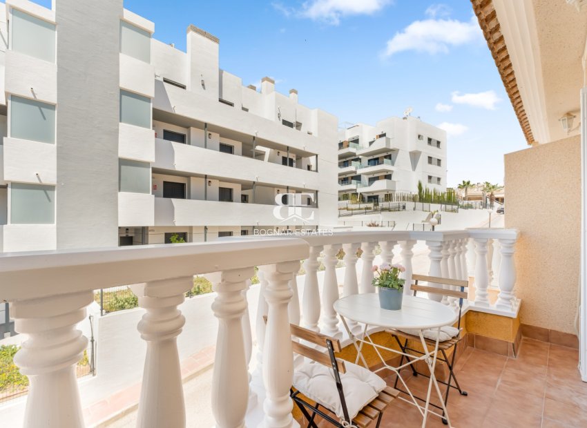 Herverkoop - Herenhuis -
Orihuela Costa - Villamartín