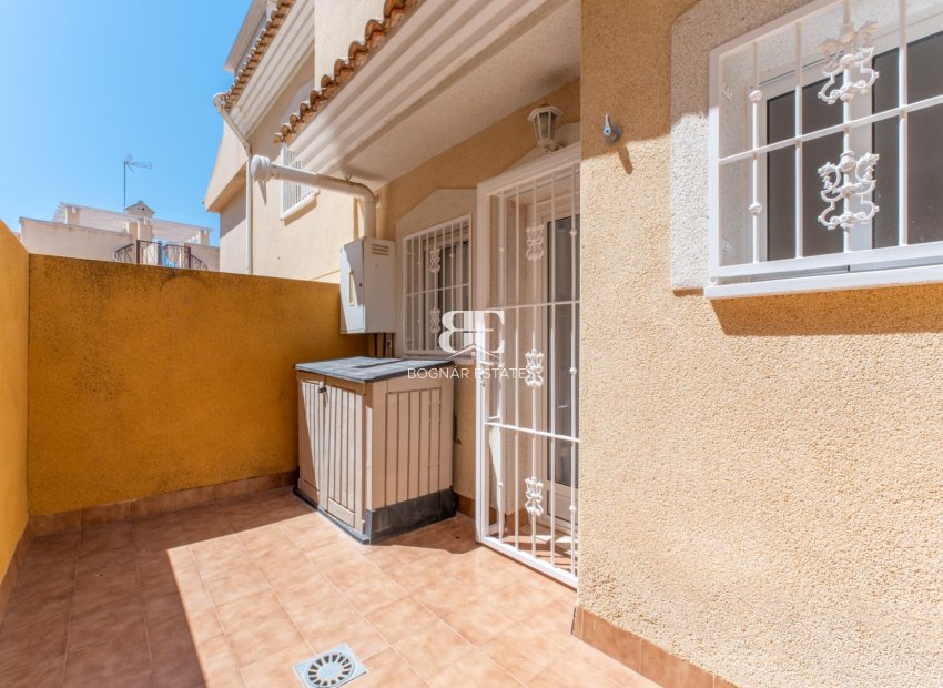 Herverkoop - Herenhuis -
Orihuela Costa - Villamartín