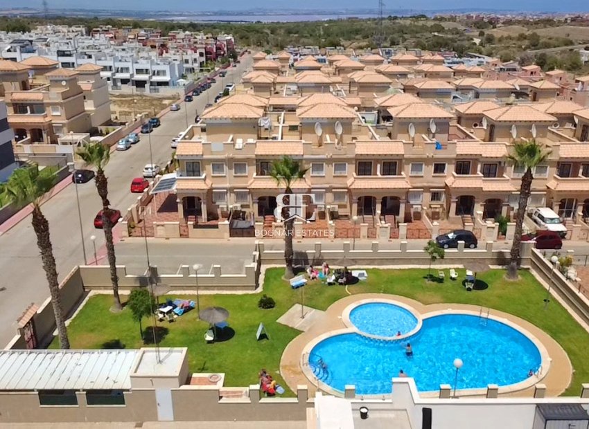 Herverkoop - Herenhuis -
Orihuela Costa - Villamartín