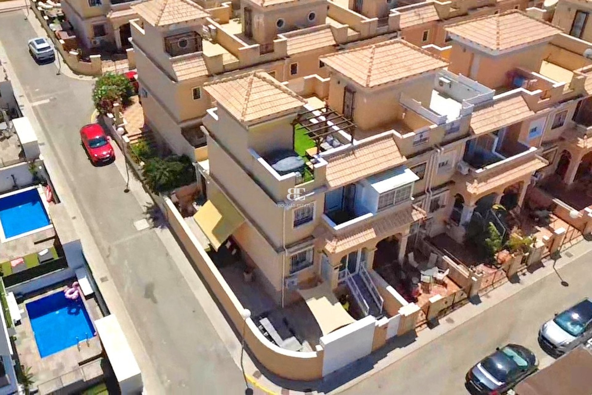 Herverkoop - Herenhuis -
Orihuela Costa - Villamartín