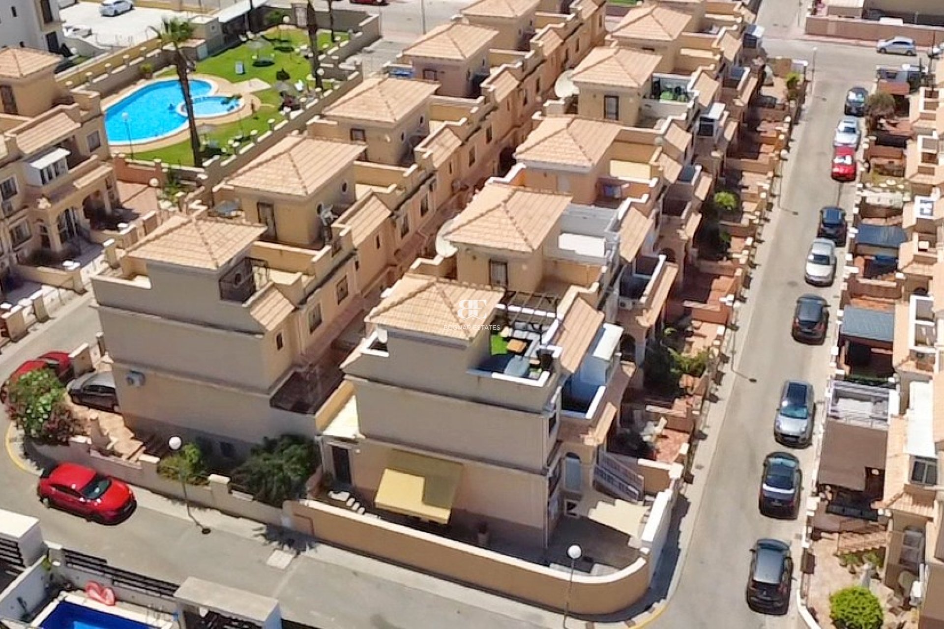 Herverkoop - Herenhuis -
Orihuela Costa - Villamartín