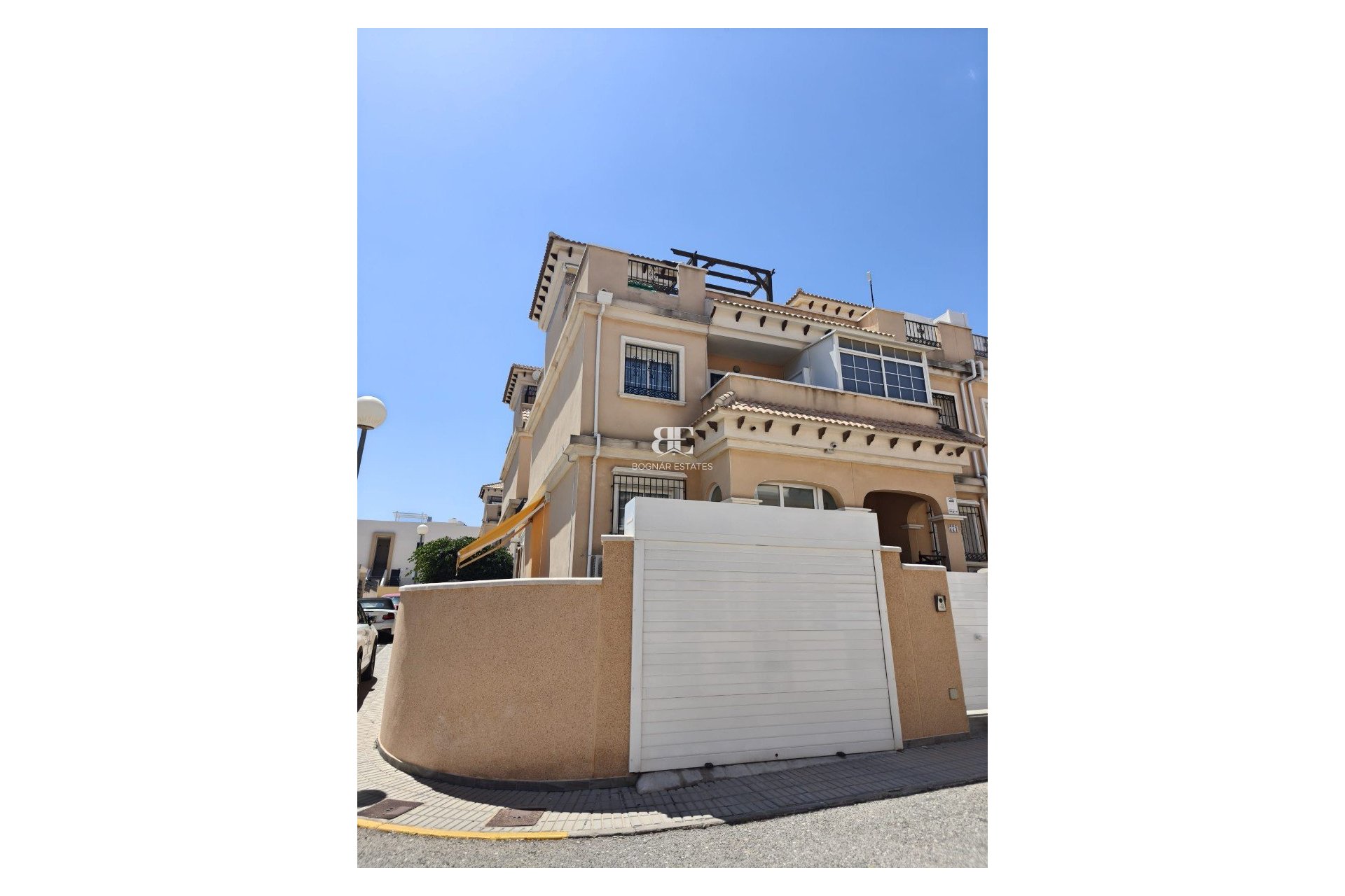 Herverkoop - Herenhuis -
Orihuela Costa - Villamartín