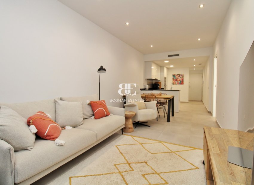 Herverkoop - Herenhuis -
Pilar de la Horadada