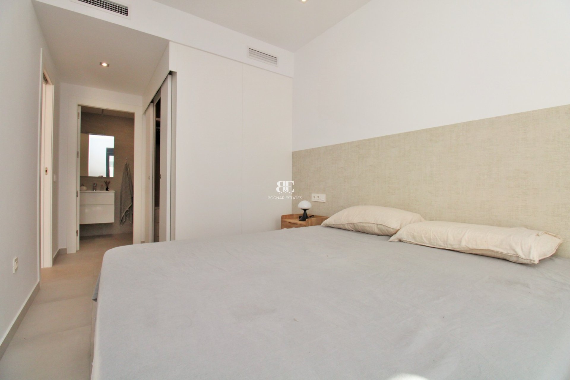 Herverkoop - Herenhuis -
Pilar de la Horadada