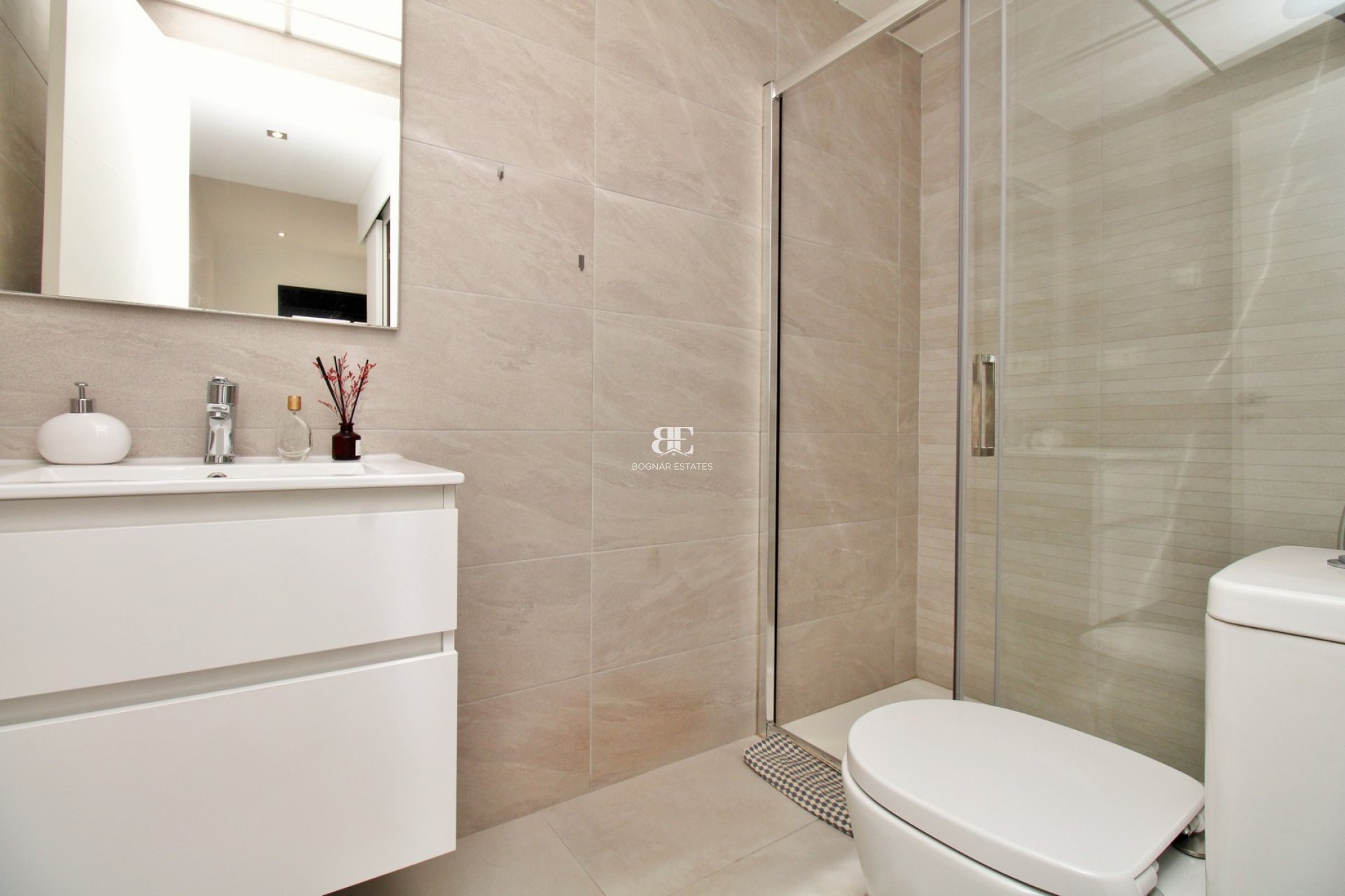 Herverkoop - Herenhuis -
Pilar de la Horadada