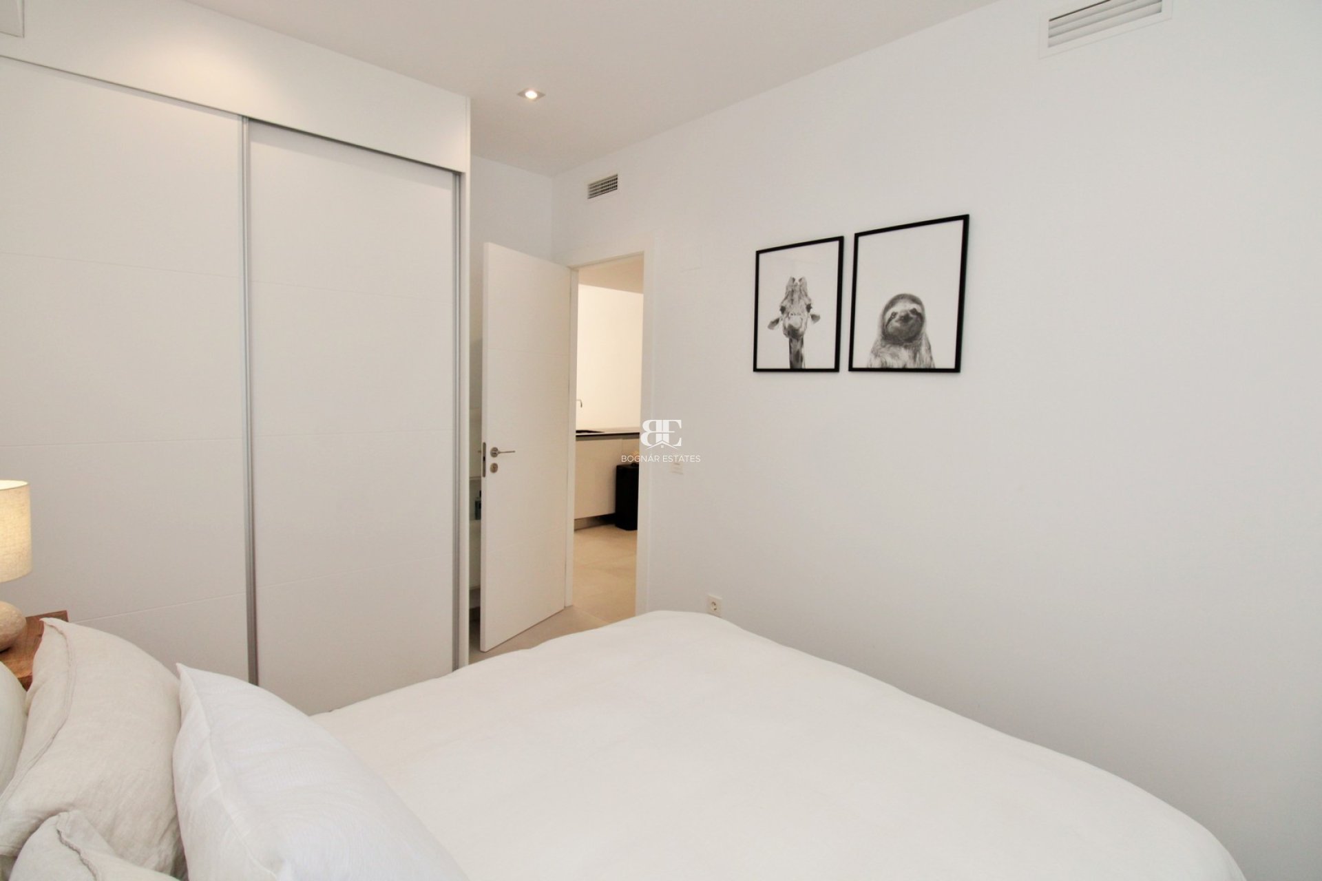 Herverkoop - Herenhuis -
Pilar de la Horadada