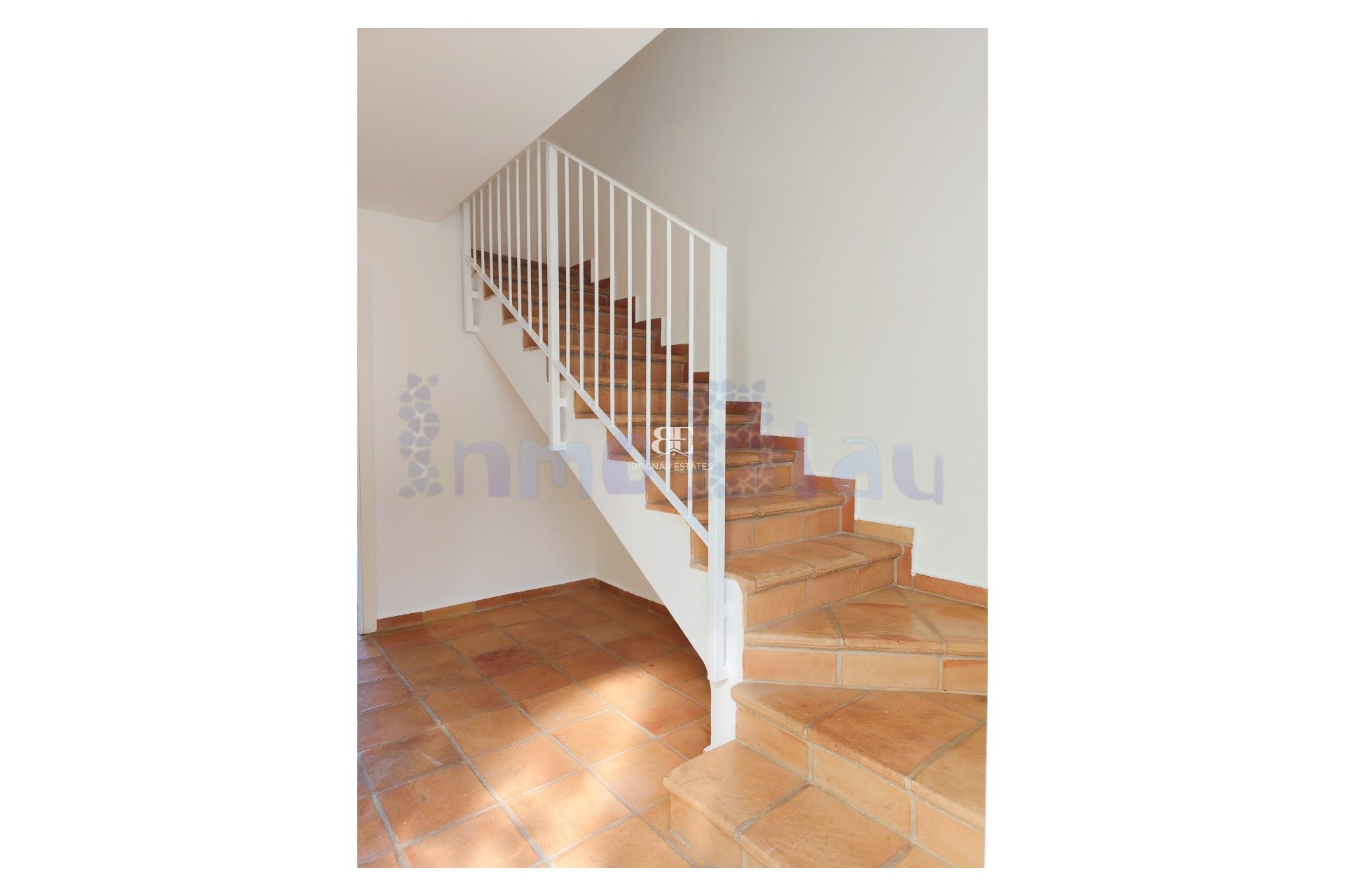 Herverkoop - Herenhuis -
Polop - Urbanizacion