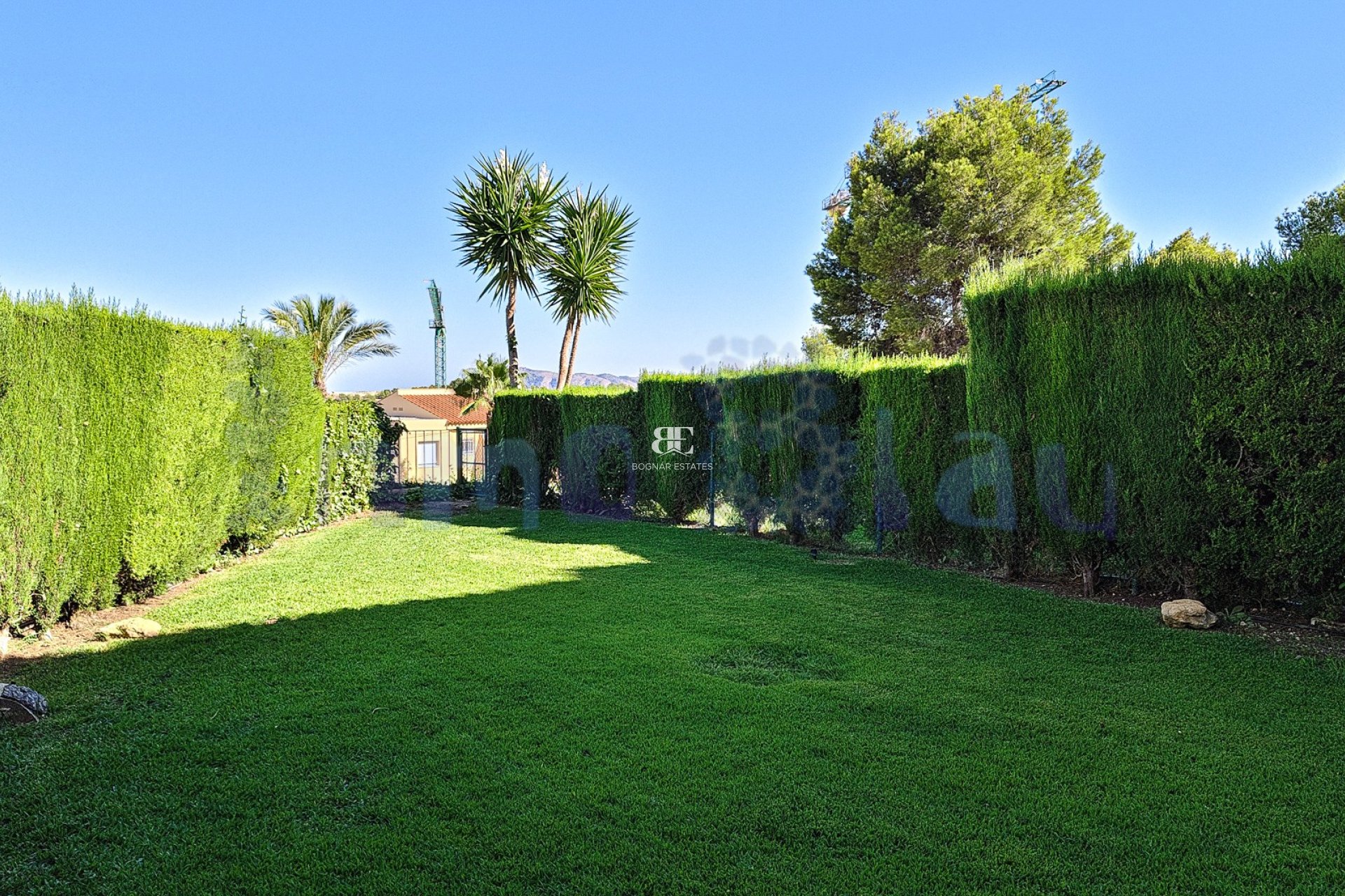 Herverkoop - Herenhuis -
Polop - Urbanizaciones