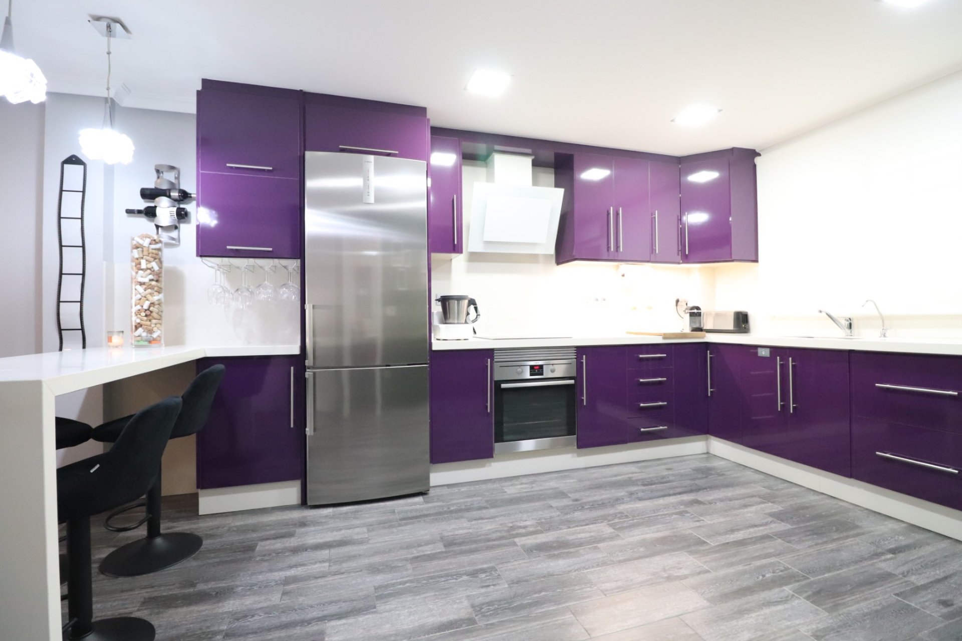 Herverkoop - Herenhuis -
Redován - Redovan - Town