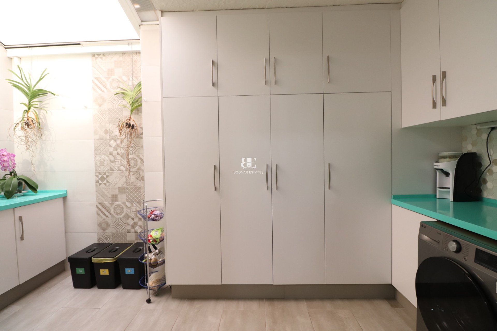 Herverkoop - Herenhuis -
Redován - Redovan - Town