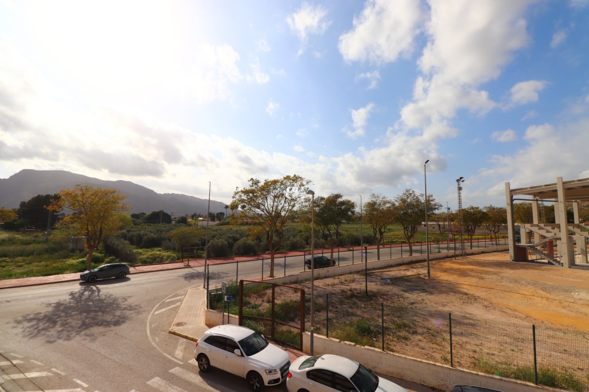 Herverkoop - Herenhuis -
Redován - Redovan - Town