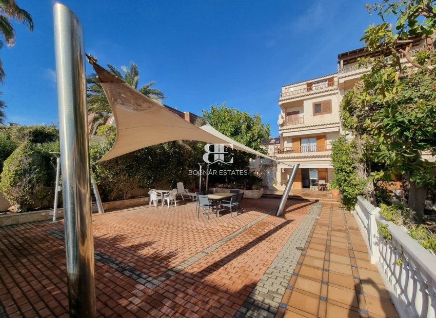 Herverkoop - Herenhuis -
Santa Pola - Playa del Este