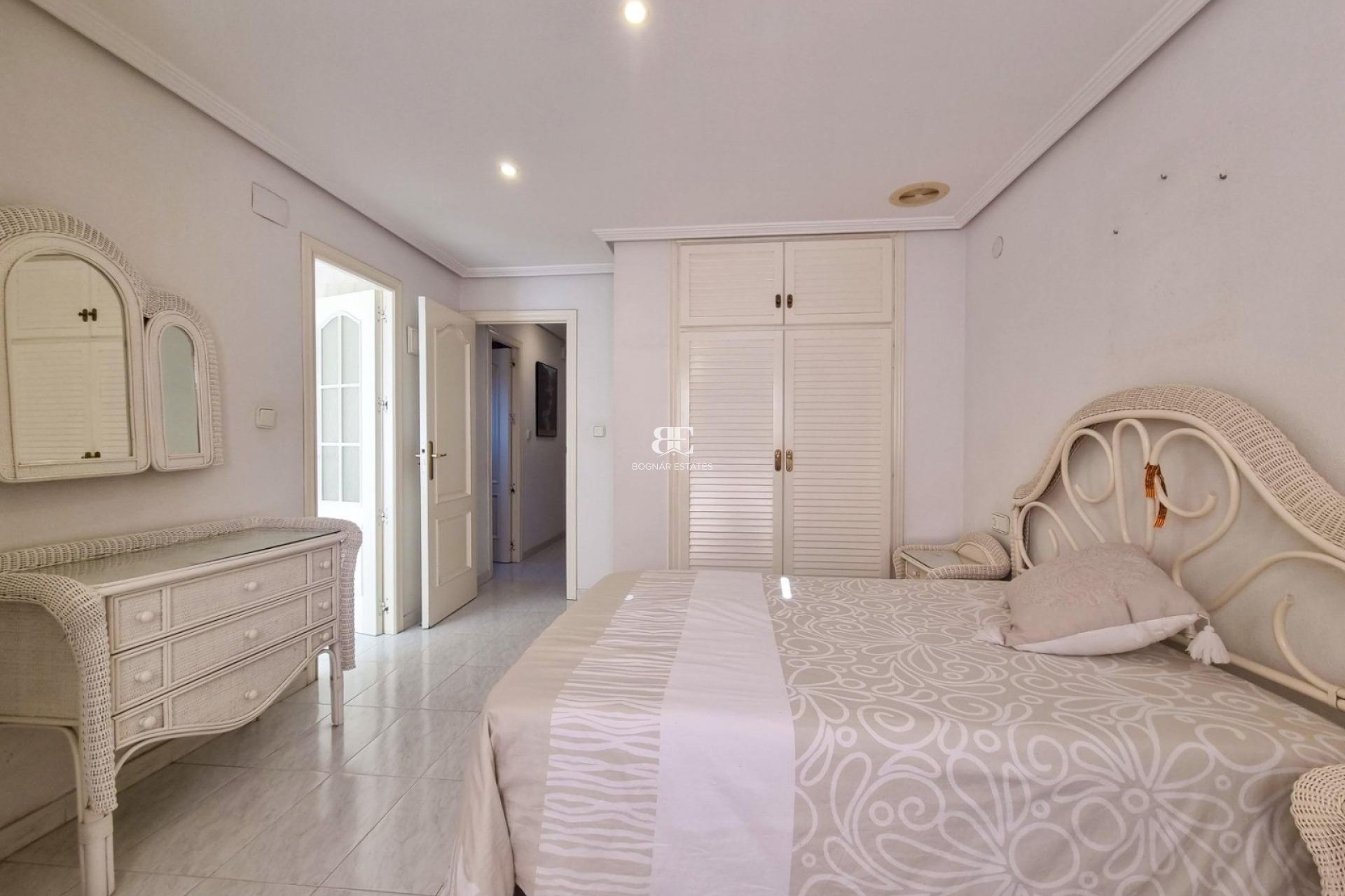 Herverkoop - Herenhuis -
Santa Pola - Playa del Este