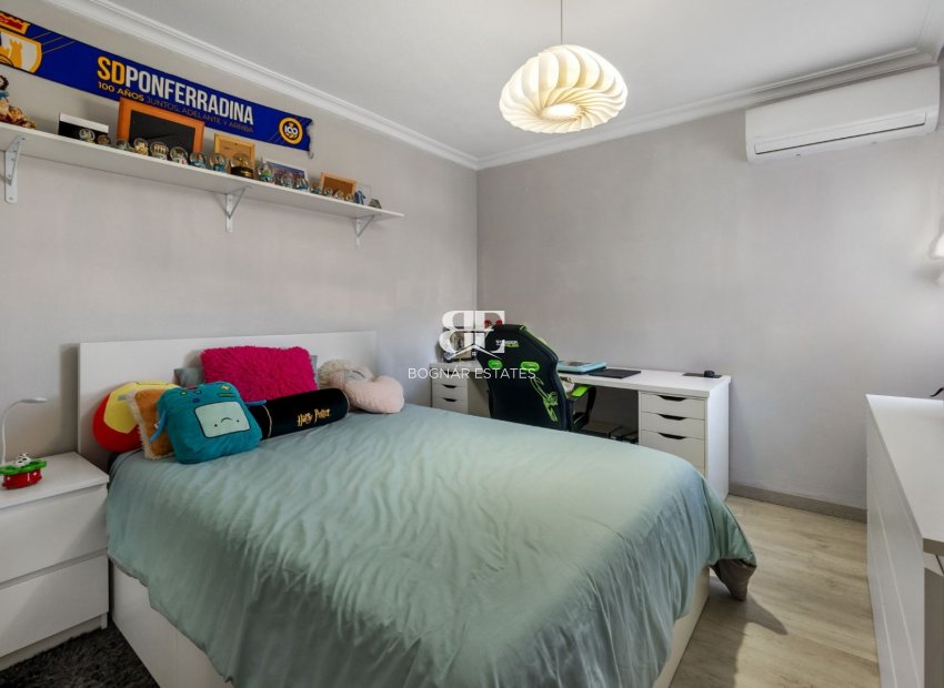 Herverkoop - Herenhuis -
Torrevieja - Aguas Nuevas