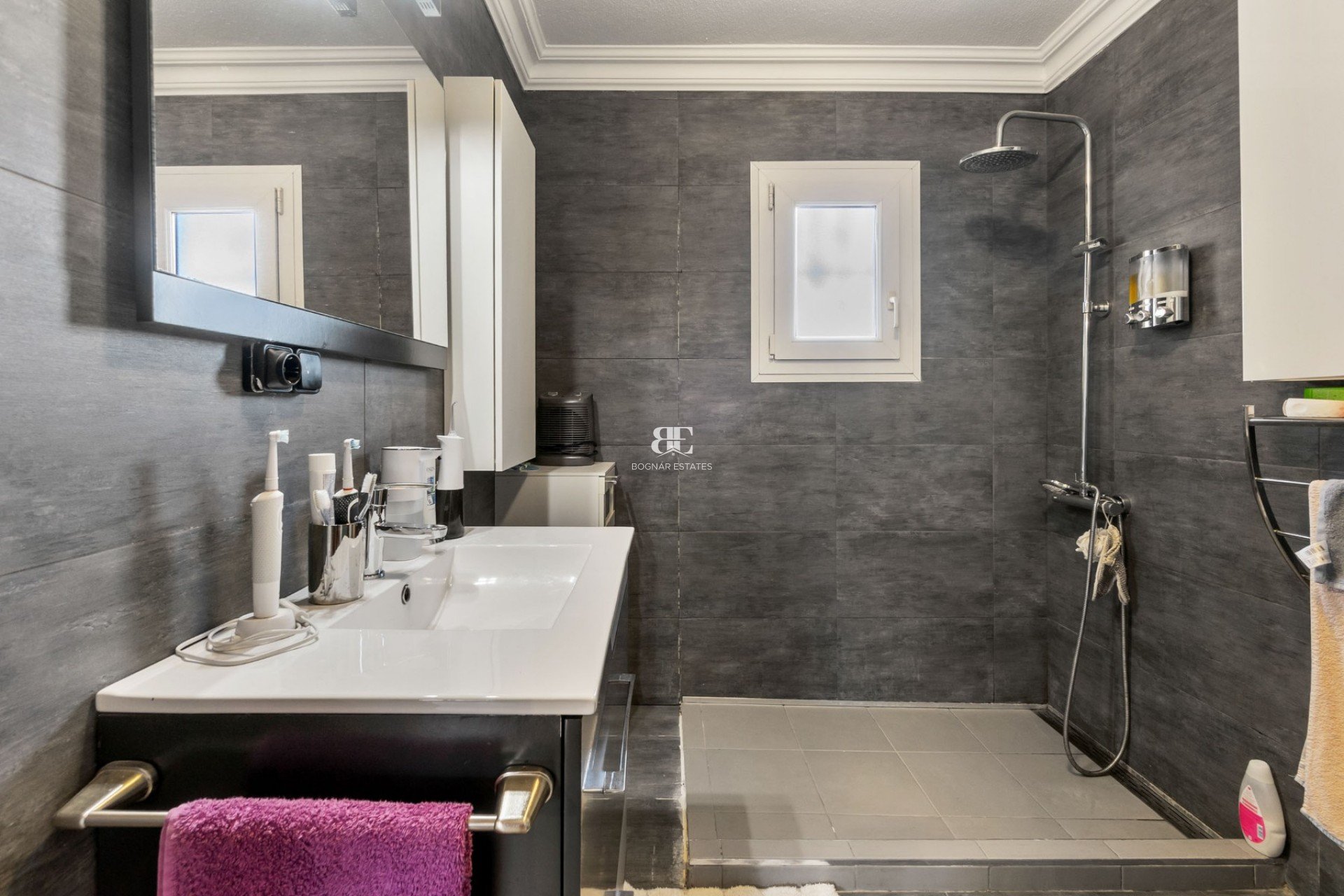 Herverkoop - Herenhuis -
Torrevieja - Aguas Nuevas