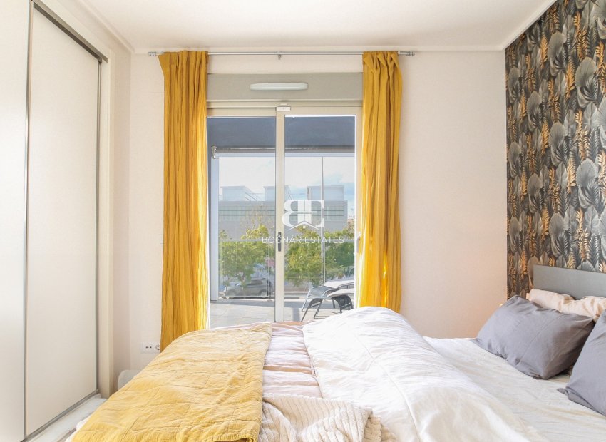 Herverkoop - Herenhuis -
Torrevieja - Aguas Nuevas