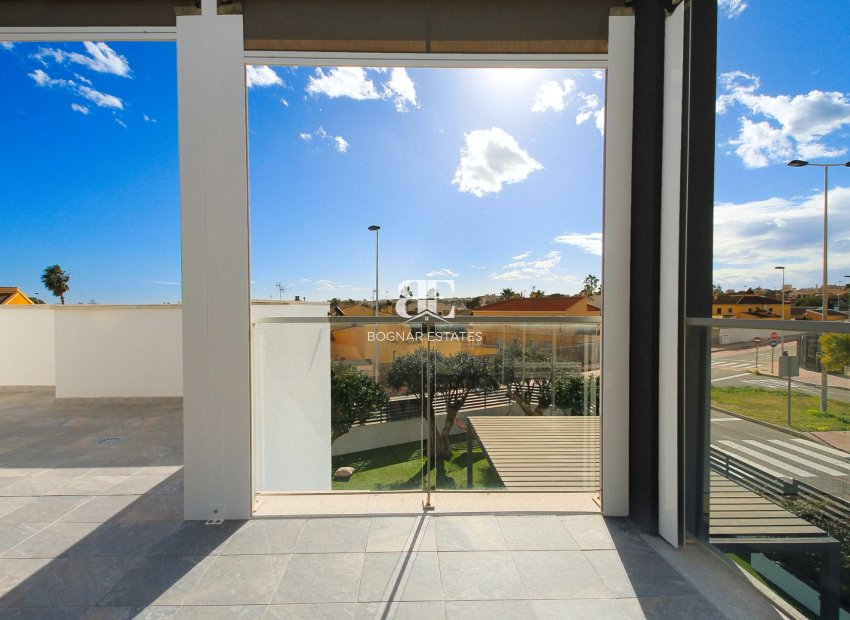 Herverkoop - Herenhuis -
Torrevieja - Aguas Nuevas