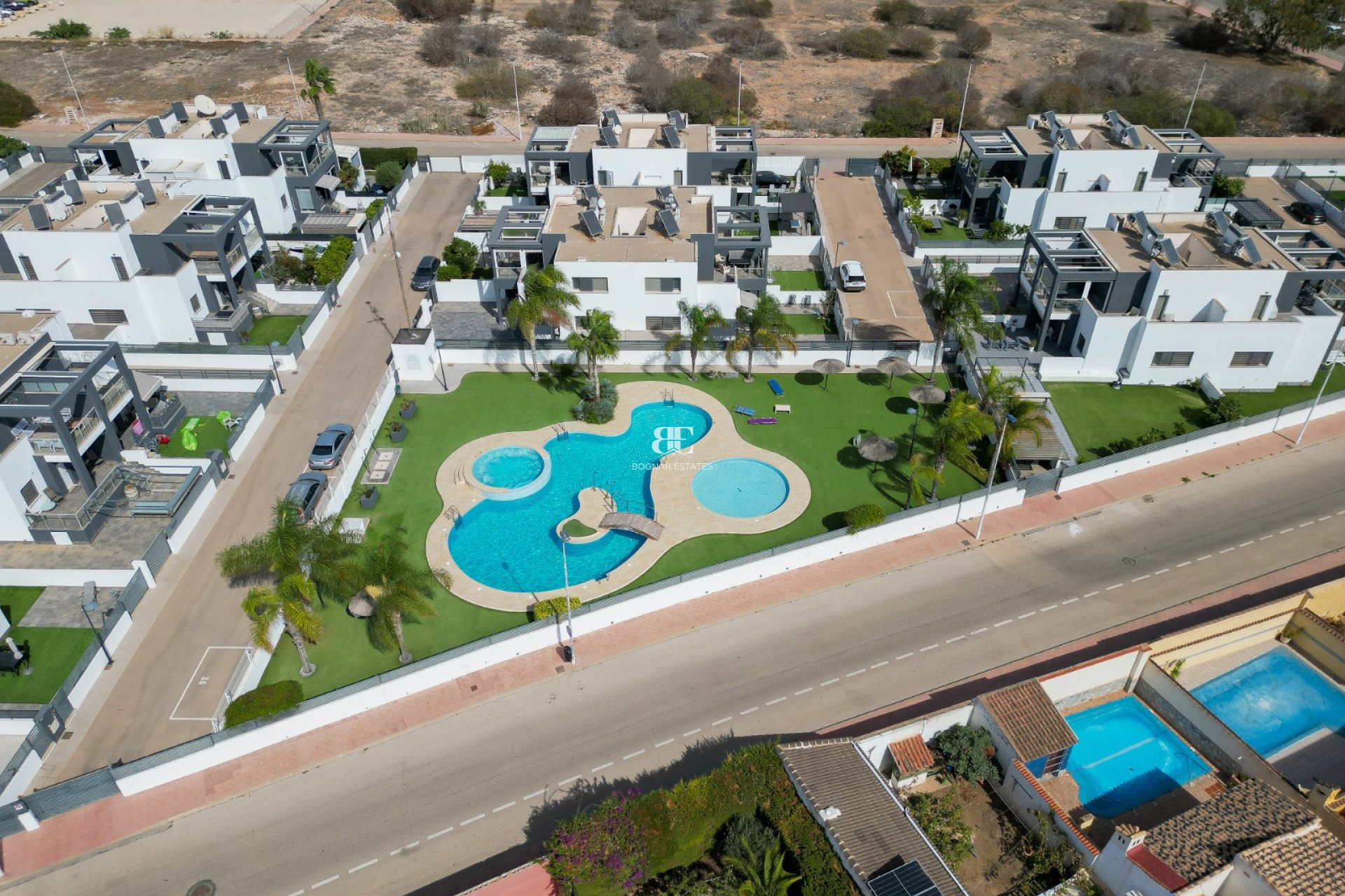 Herverkoop - Herenhuis -
Torrevieja - Aguas Nuevas