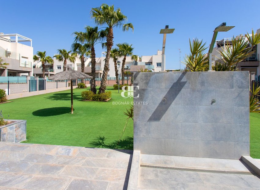 Herverkoop - Herenhuis -
Torrevieja - Aguas Nuevas