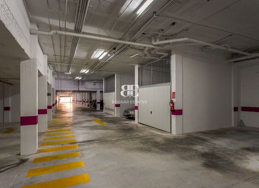 Herverkoop - Herenhuis -
Torrevieja - Aguas Nuevas