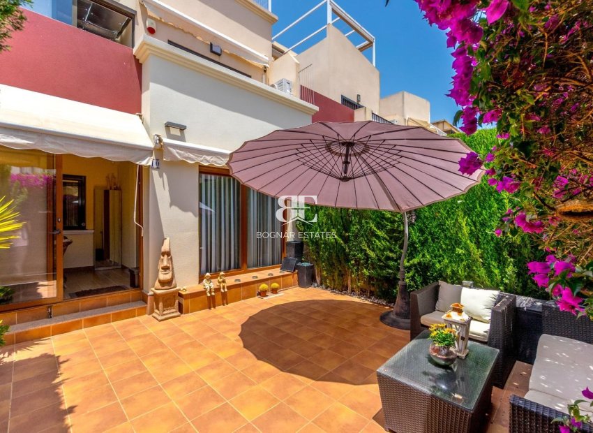 Herverkoop - Herenhuis -
Torrevieja - Aguas Nuevas