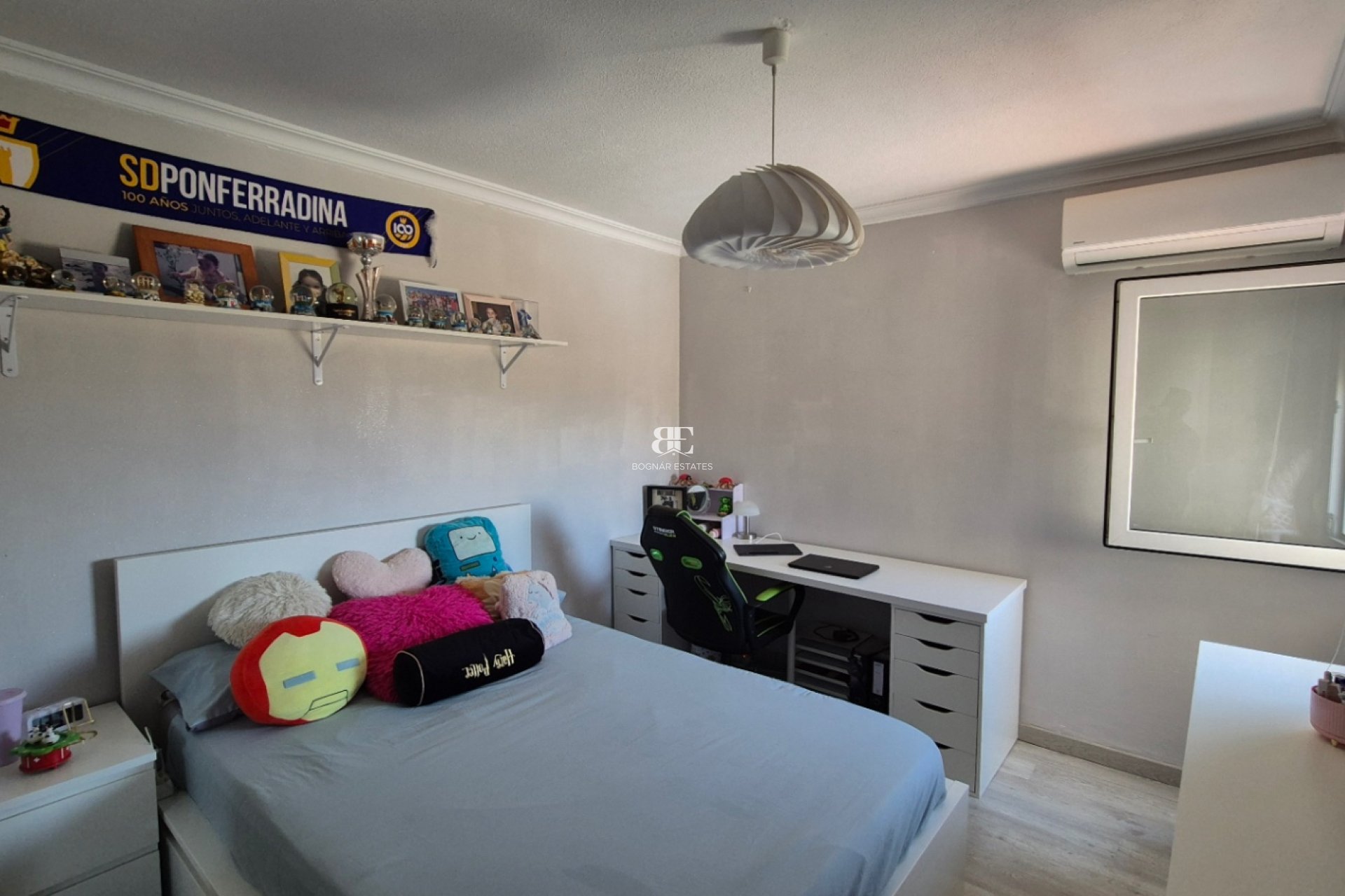 Herverkoop - Herenhuis -
Torrevieja - Costa Blanca Sur